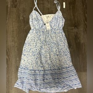 Hollister Blue and White Floral Mini Dress